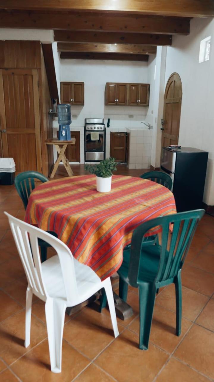 Hostal Dulces Suenos باناخاتشيل المظهر الخارجي الصورة